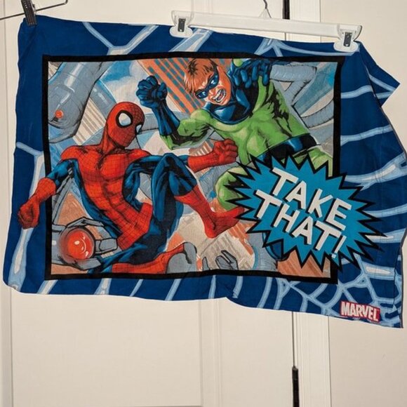 *3 FOR $9* Marvel The Amazing Spiderman Graphic Standard Twin Full Pillowcase - Picture 1 of 2